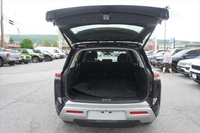 2025 Nissan Pathfinder SL 4WD