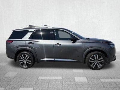 2023 Nissan Pathfinder Platinum 4WD