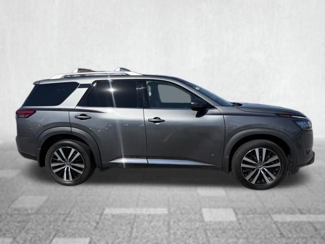 2023 Nissan Pathfinder Platinum 4WD