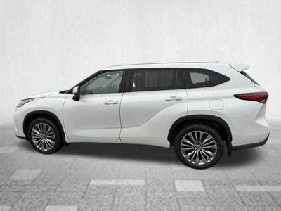 2022 Toyota Highlander Platinum
