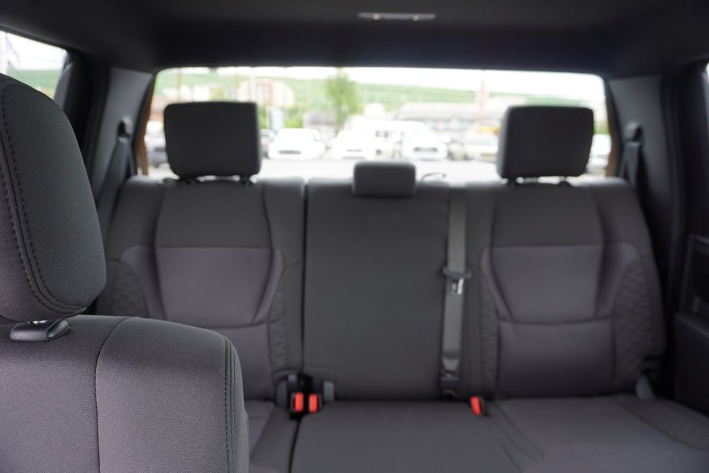 2026 Toyota Tundra SR5 CrewMax 5.5' Bed