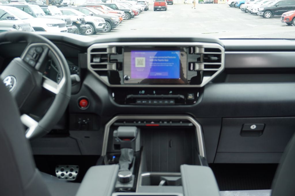 2026 Toyota Tundra SR5 CrewMax 5.5' Bed