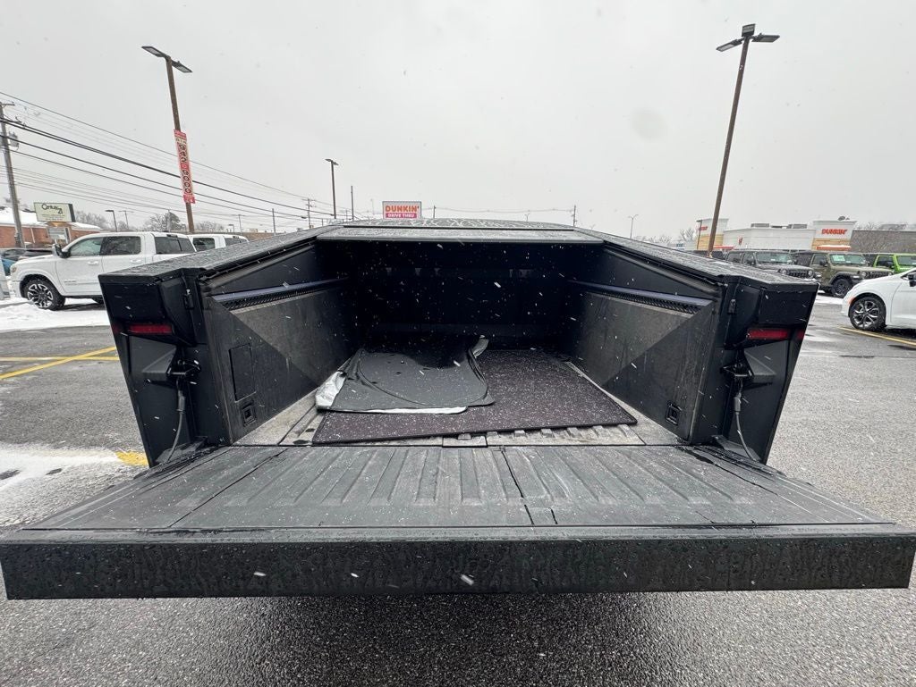 2024 Tesla Cybertruck All-Wheel Drive