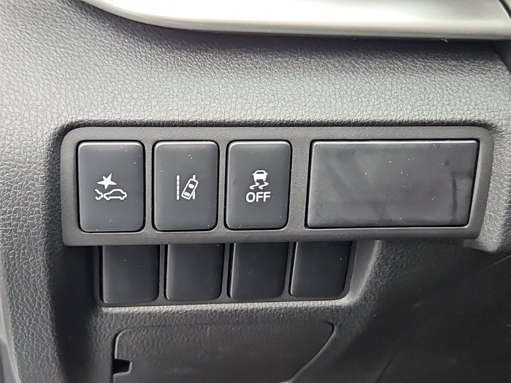 2026 Mitsubishi Eclipse Cross Base