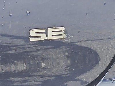 2022 Mitsubishi Outlander Base