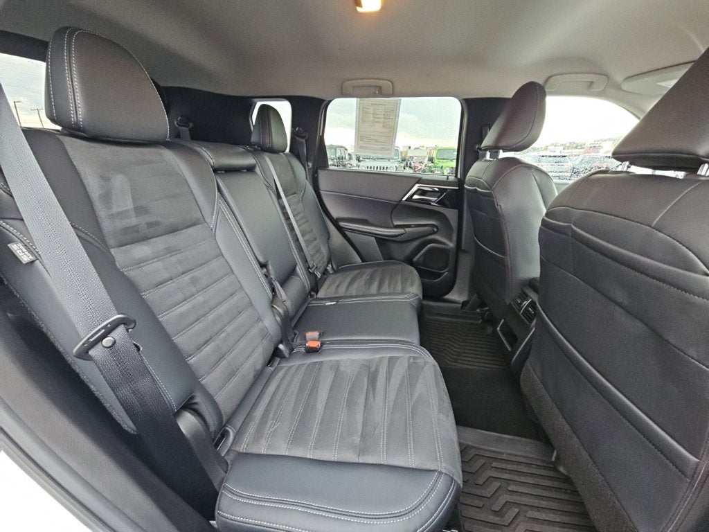 2024 Mitsubishi Outlander SE 2.5 S-AWC
