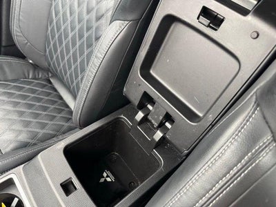 2022 Mitsubishi Outlander SEL Special Edition S-AWC