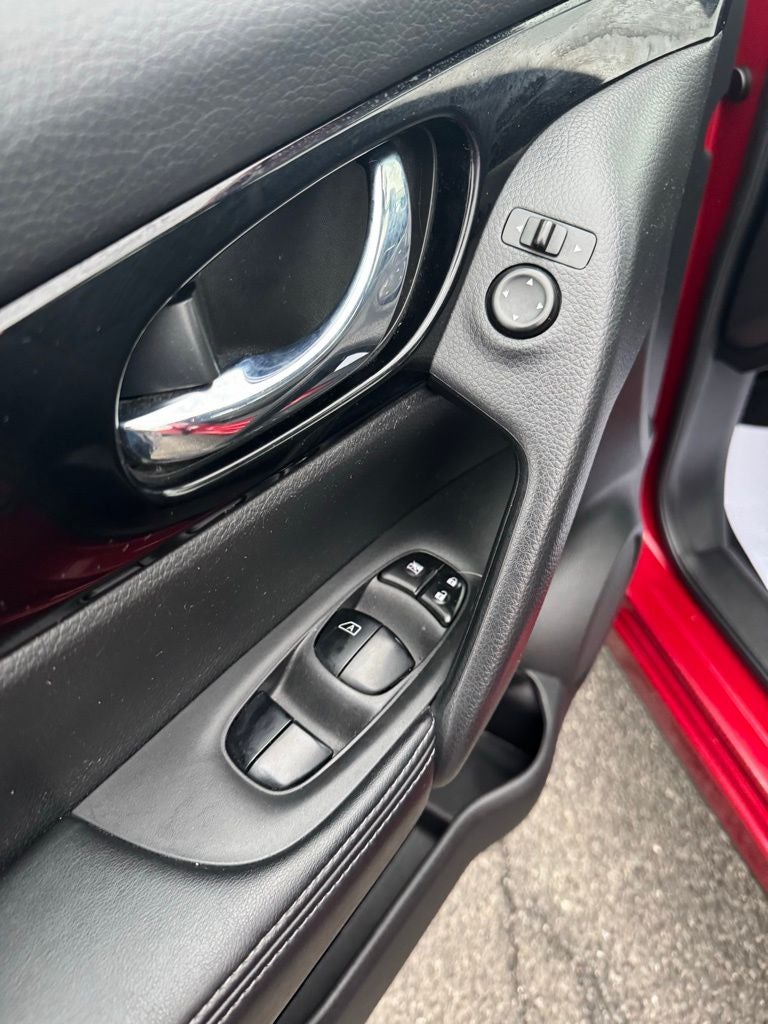 2018 Nissan Rogue Sport SV