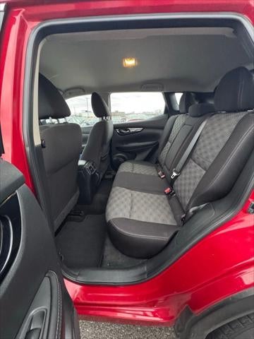 2018 Nissan Rogue Sport SV