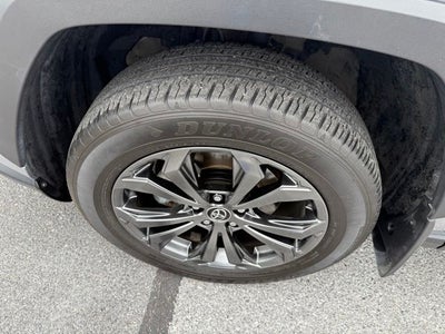 2022 Toyota RAV4 Hybrid XLE Premium