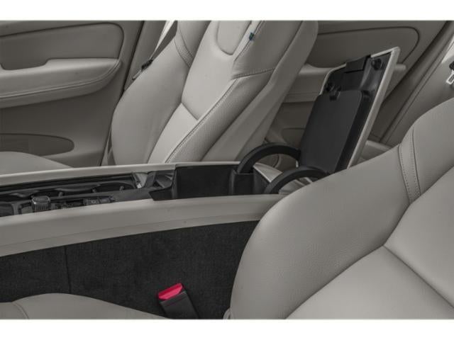 2019 Volvo XC60 T6 Momentum