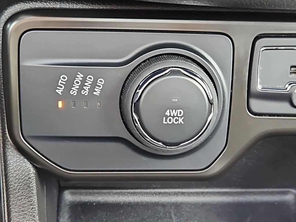 2023 Jeep Renegade (RED) Edition 4x4