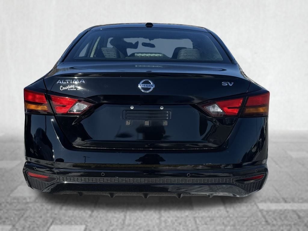 2022 Nissan Altima 2.5 SV
