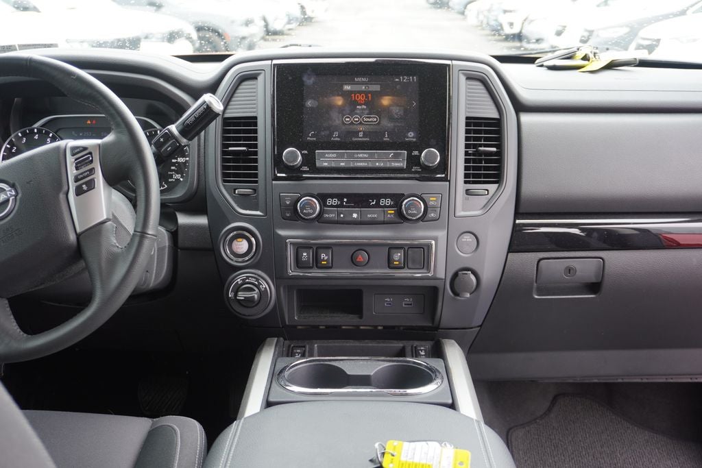 2024 Nissan Titan SV
