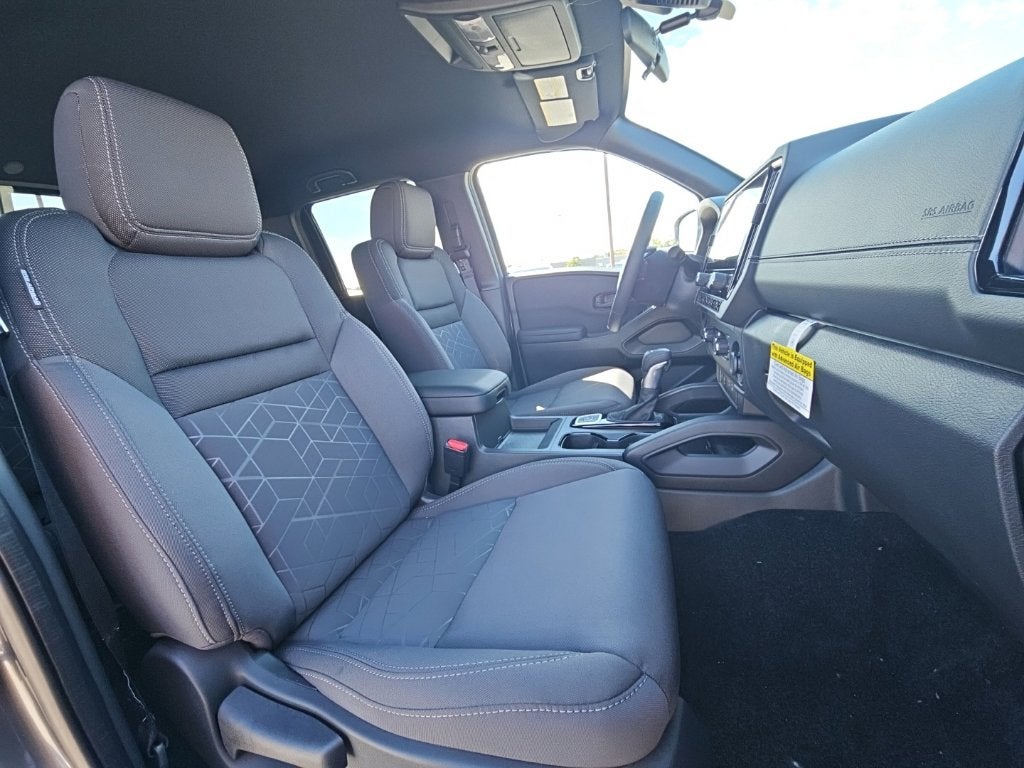 2027 Nissan Frontier SV