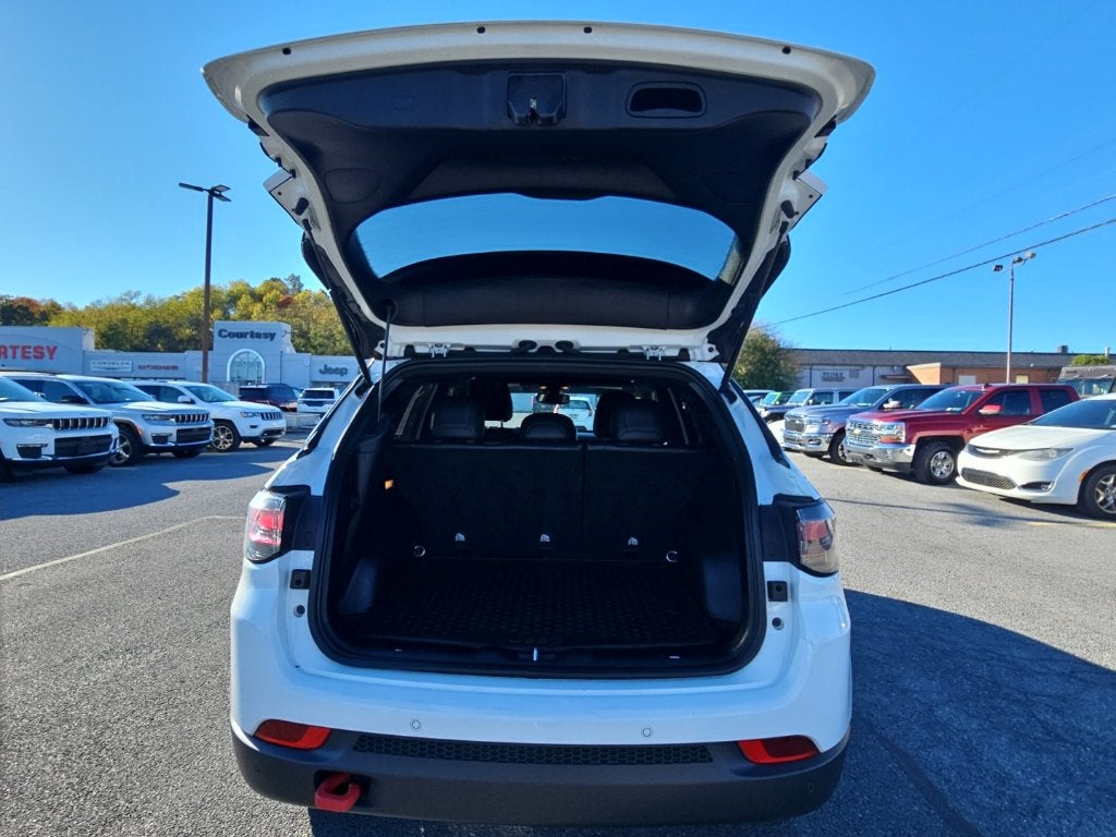 2023 Jeep Compass Trailhawk