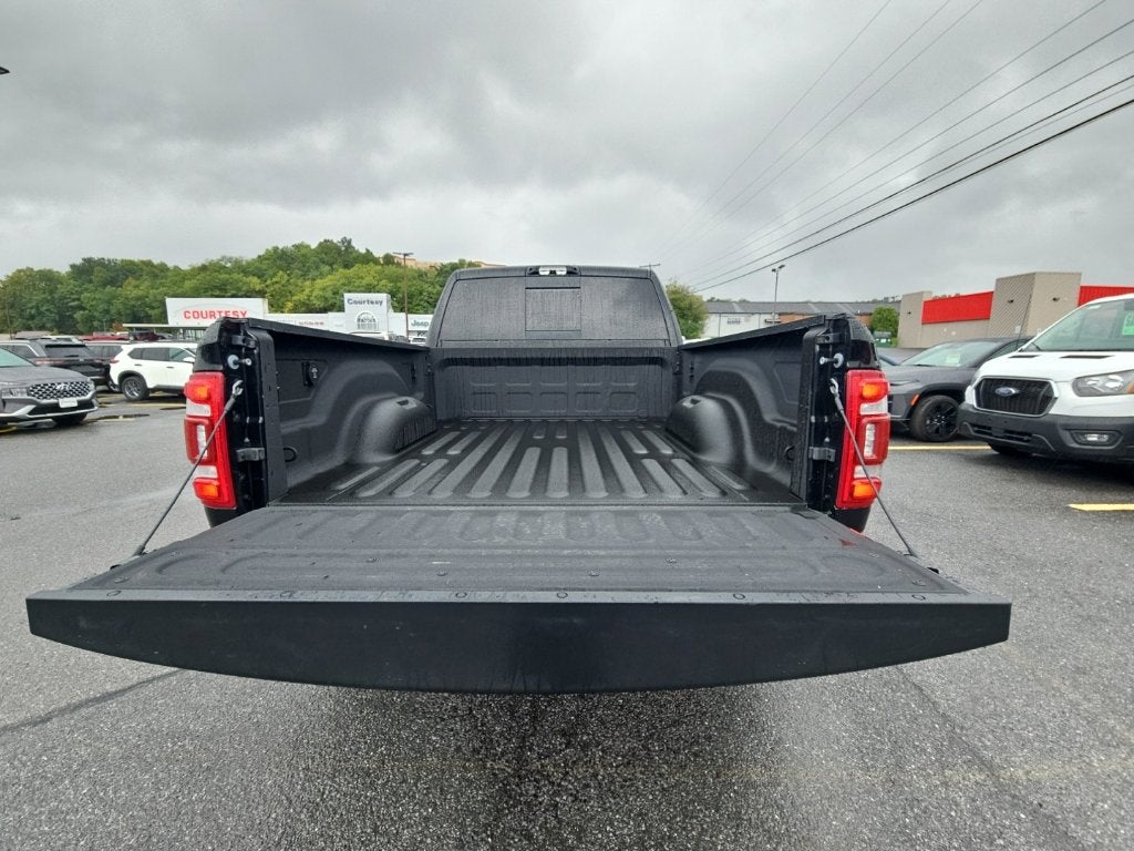 2024 RAM 3500 Limited