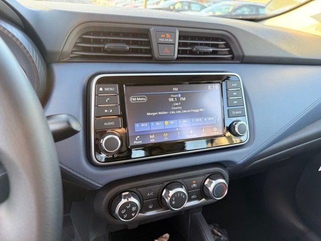 2025 Nissan Versa 1.6 SV