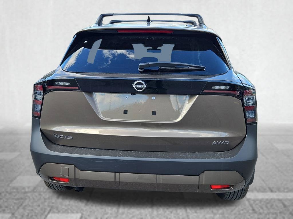 2027 Nissan Kicks SV