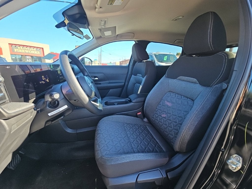 2027 Nissan Kicks SV