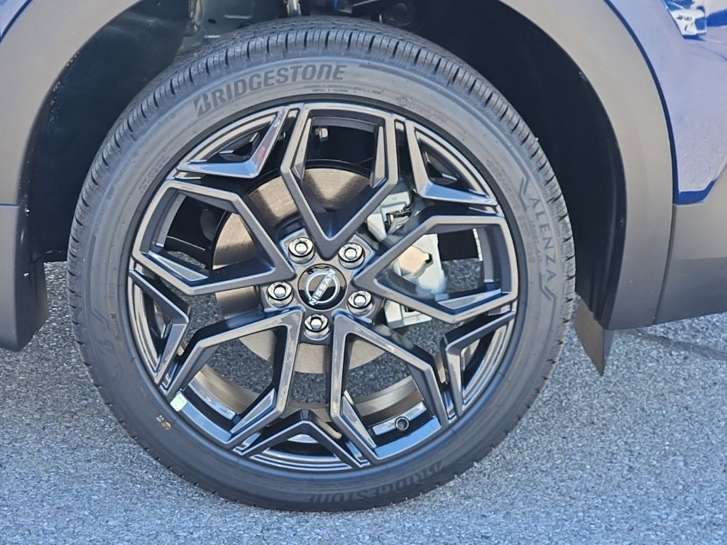 2027 Nissan Kicks SR