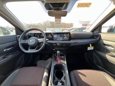 2025 Nissan Kicks SR