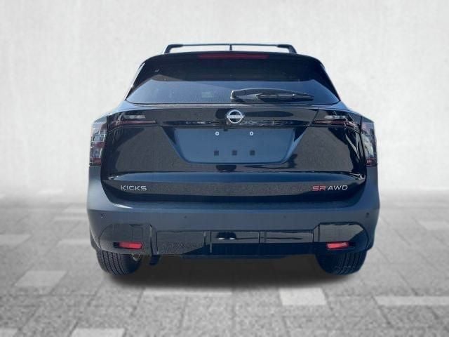 2025 Nissan Kicks SR