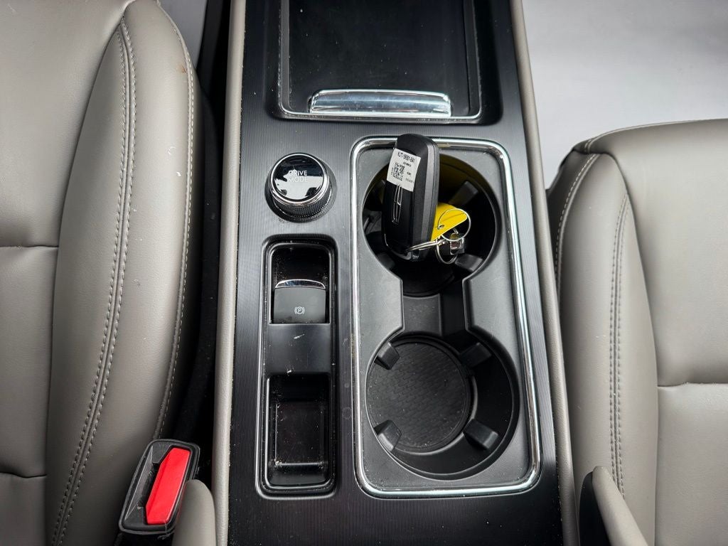 2025 Lincoln Corsair Premiere