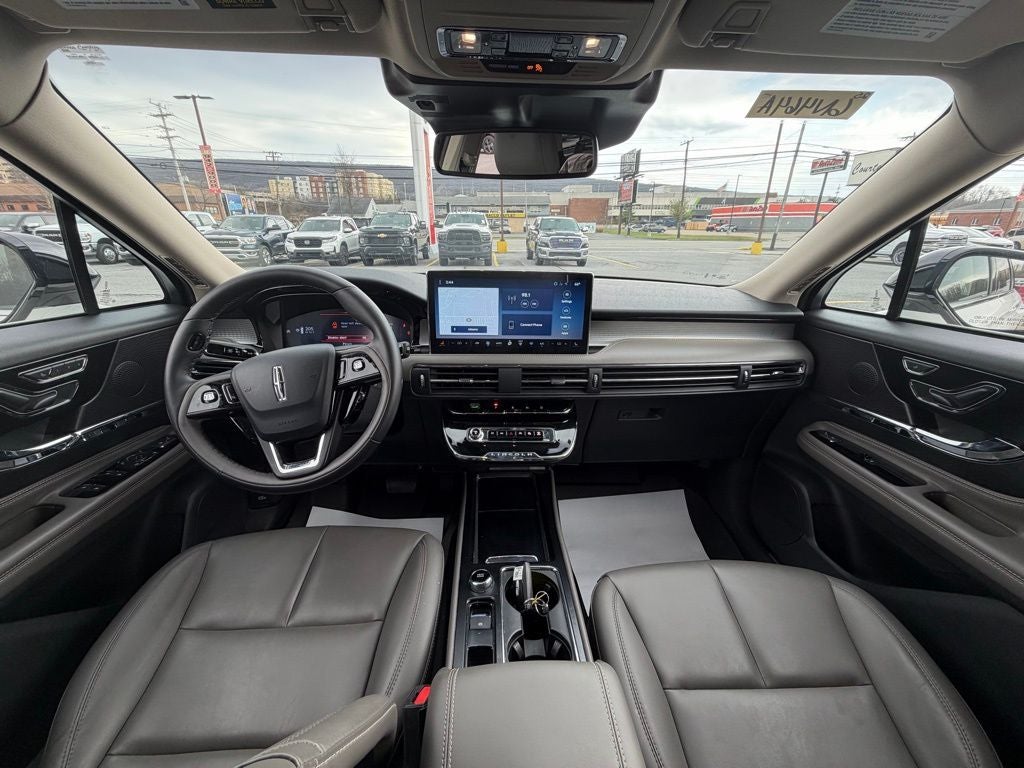 2025 Lincoln Corsair Premiere