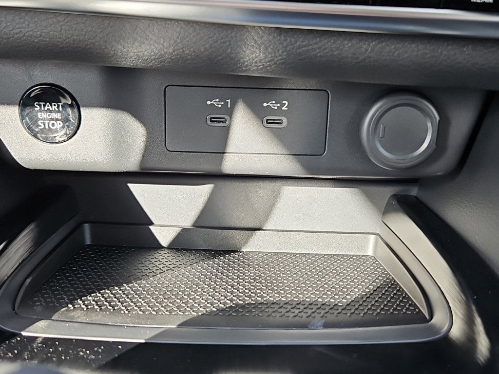 2027 Nissan Rogue SV