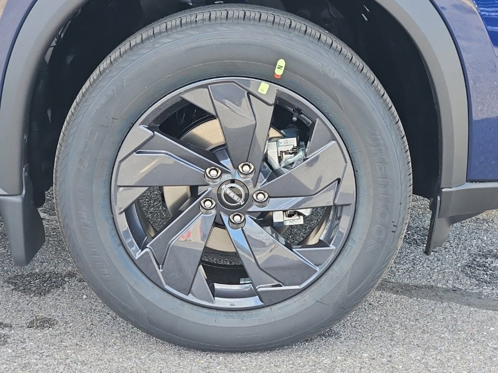2027 Nissan Rogue SV