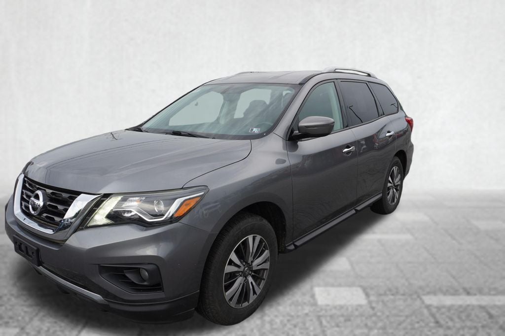 2018 Nissan Pathfinder SV