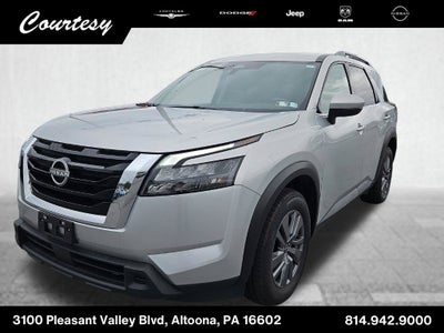 2025 Nissan Pathfinder SV