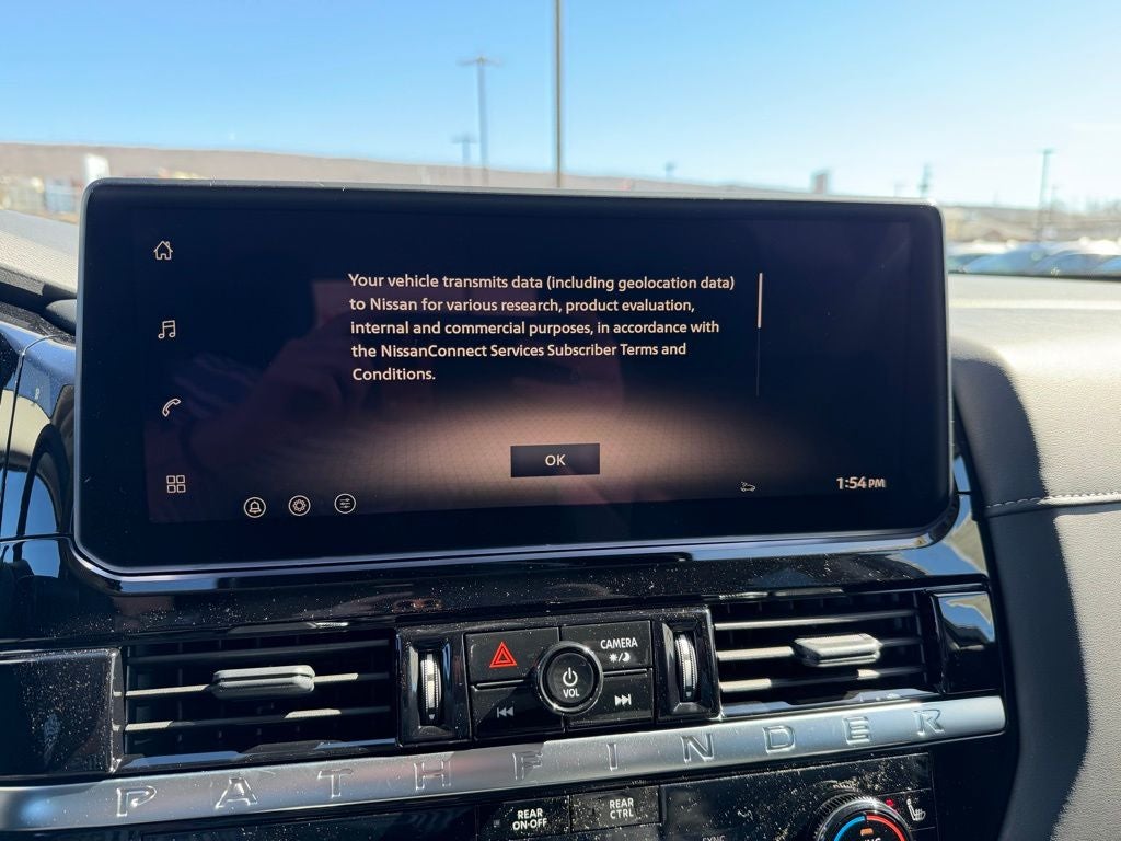 2026 Nissan Pathfinder SV