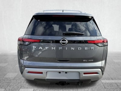 2025 Nissan Pathfinder SL