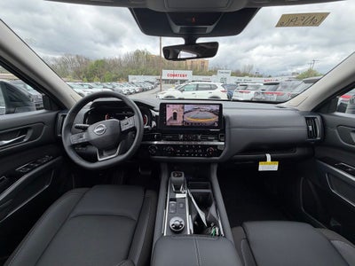 2026 Nissan Pathfinder SL