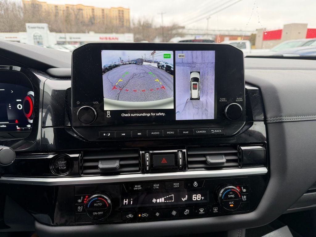 2025 Nissan Pathfinder Platinum