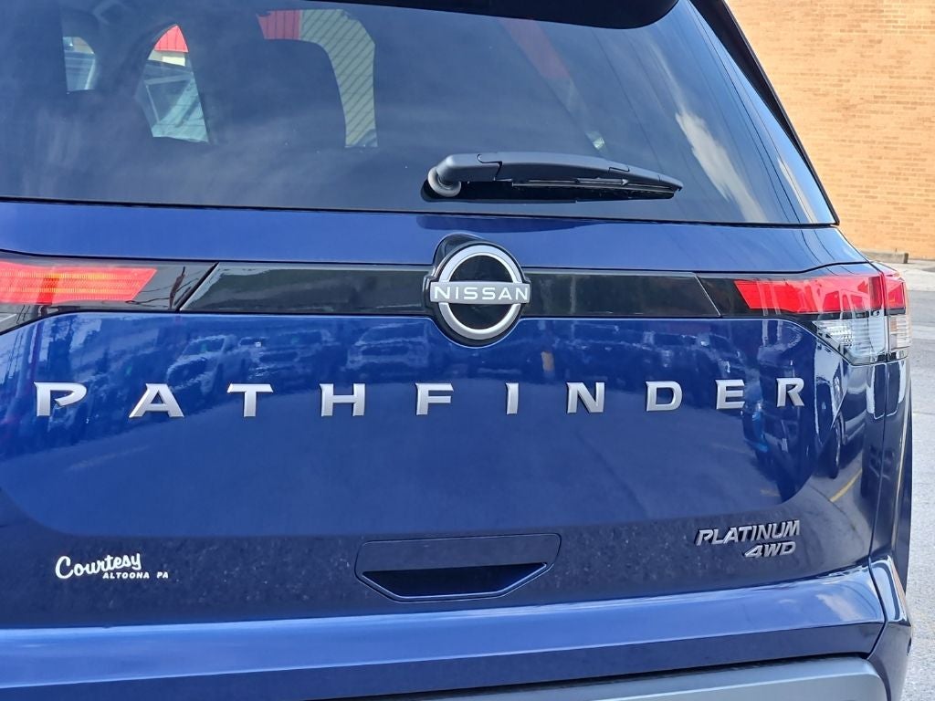 2026 Nissan Pathfinder Platinum
