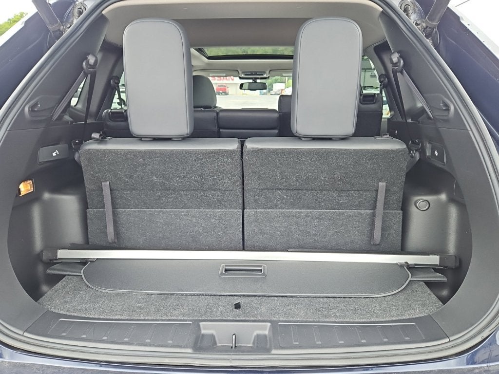 2022 Mitsubishi Outlander Base