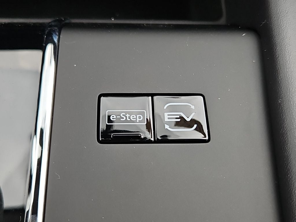 2026 Nissan Rogue Plug-In Hybrid SL
