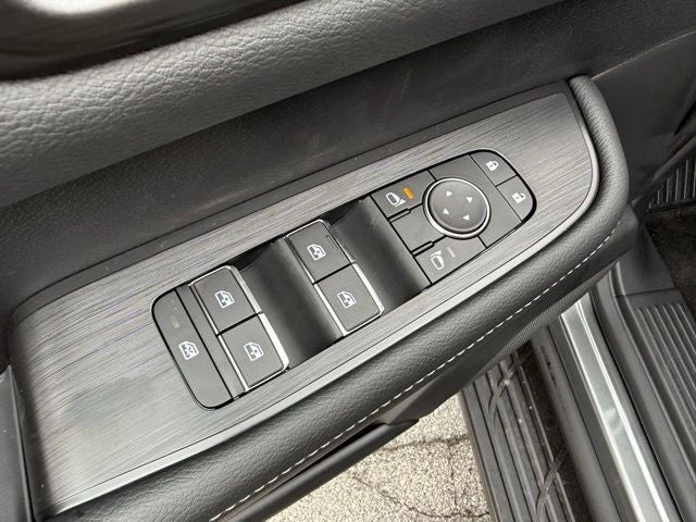 2026 Nissan Armada SV