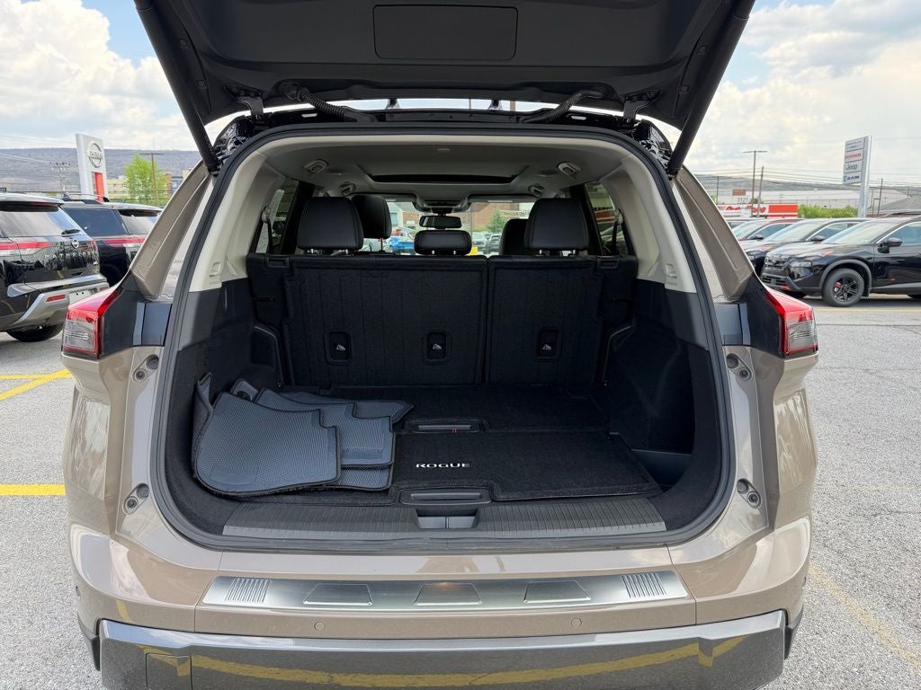 2025 Nissan Rogue SL