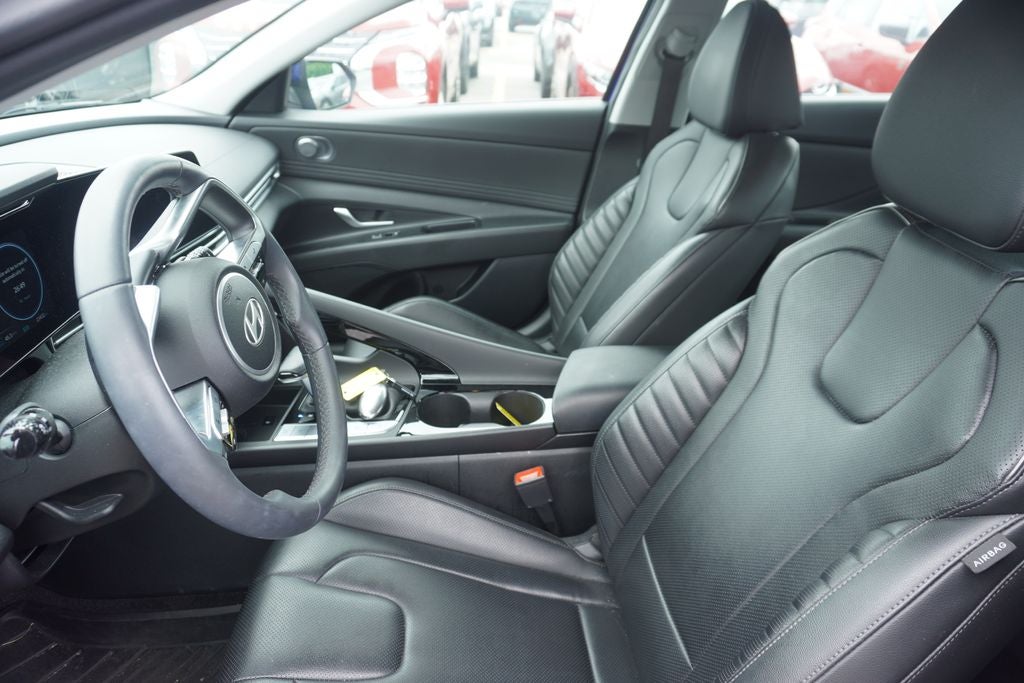 2025 Hyundai Elantra Hybrid Limited
