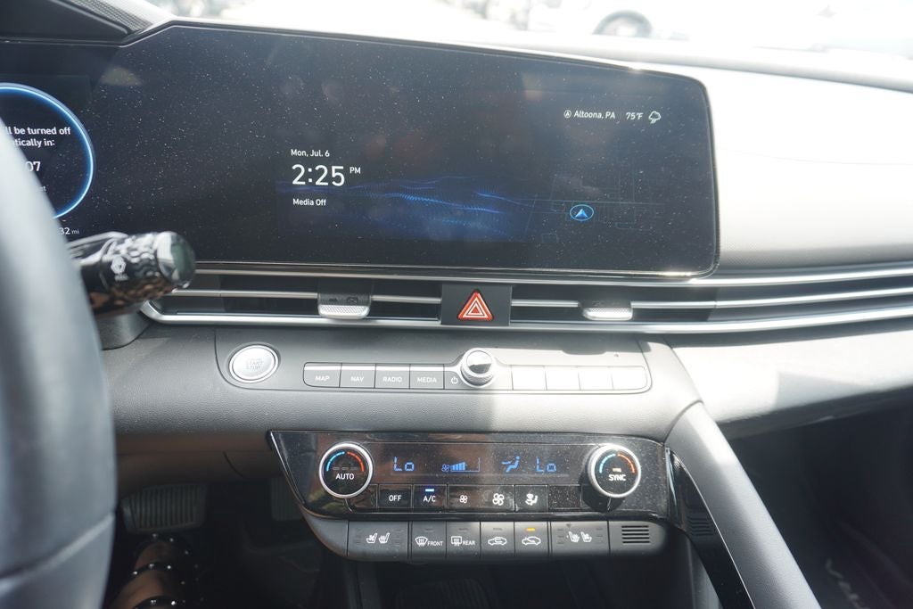 2025 Hyundai Elantra Hybrid Limited