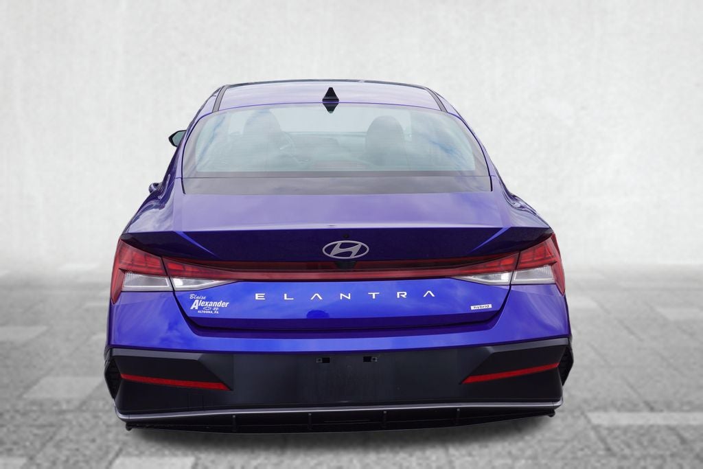 2025 Hyundai Elantra Hybrid Limited