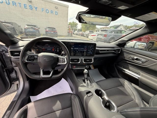 2025 Ford Mustang EcoBoost Premium