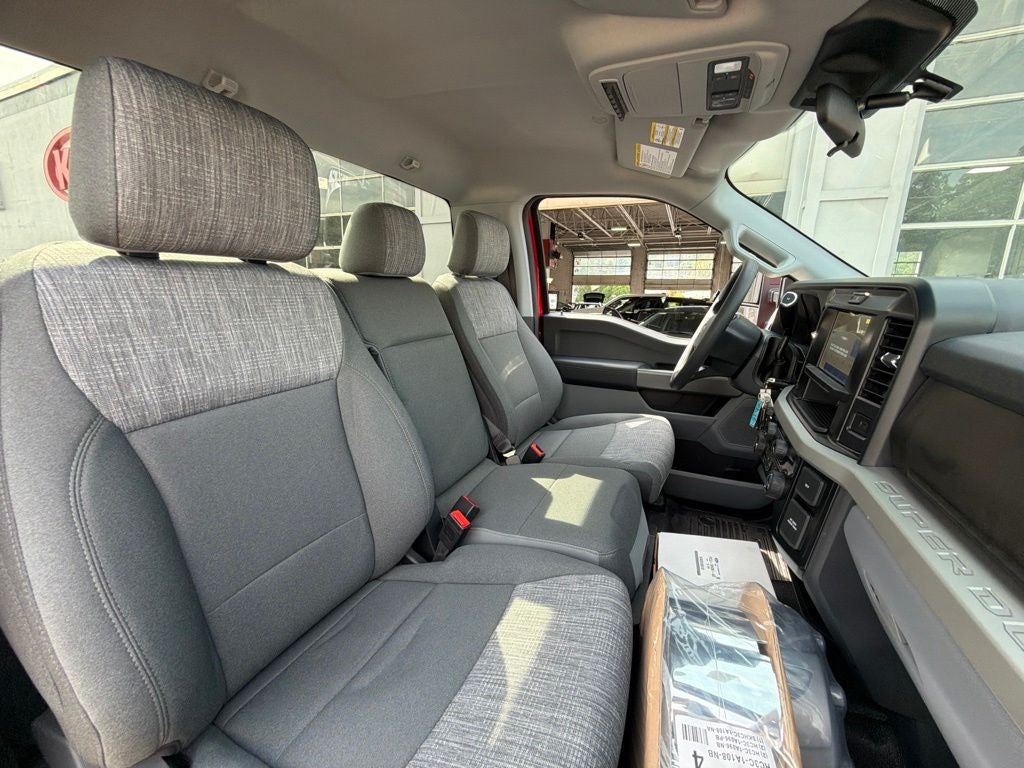 2026 Ford F-600SD XLT
