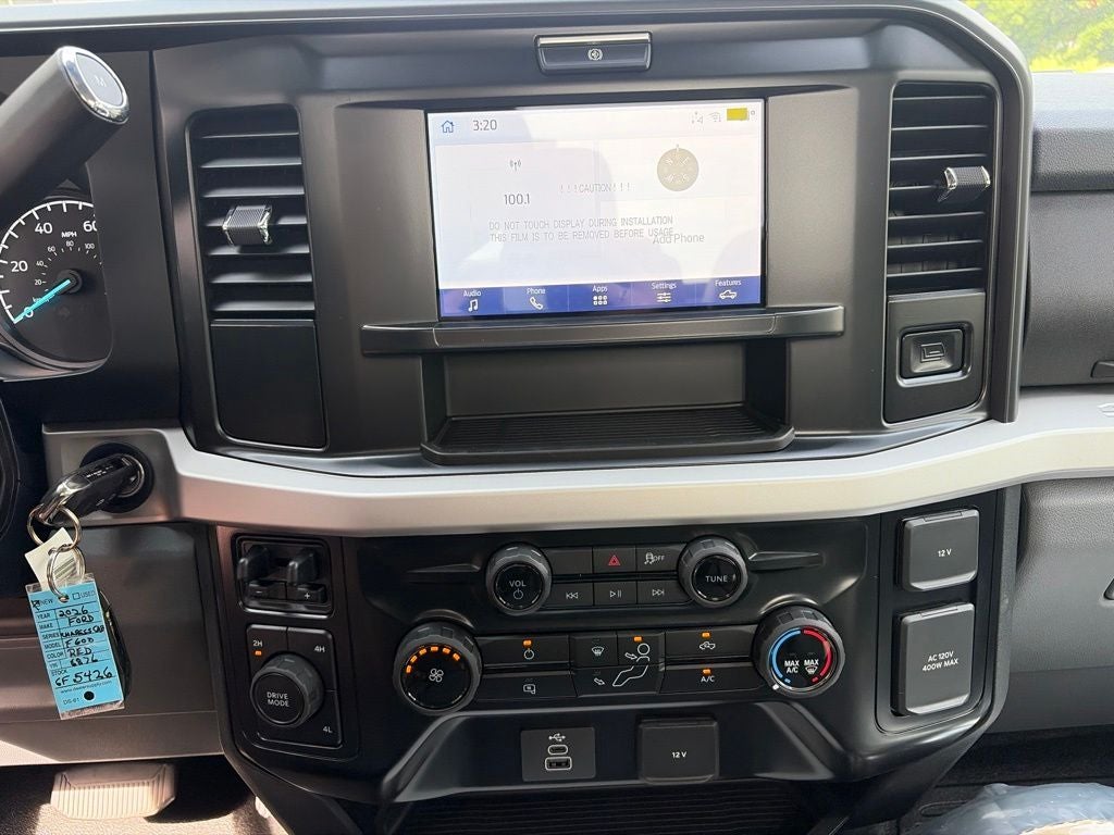 2026 Ford F-600SD XLT