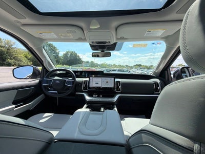 2027 Ford Expedition Platinum