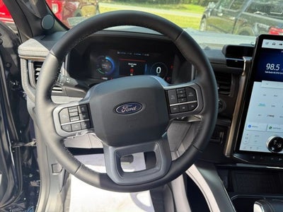 2025 Ford F-150 Lightning Lariat